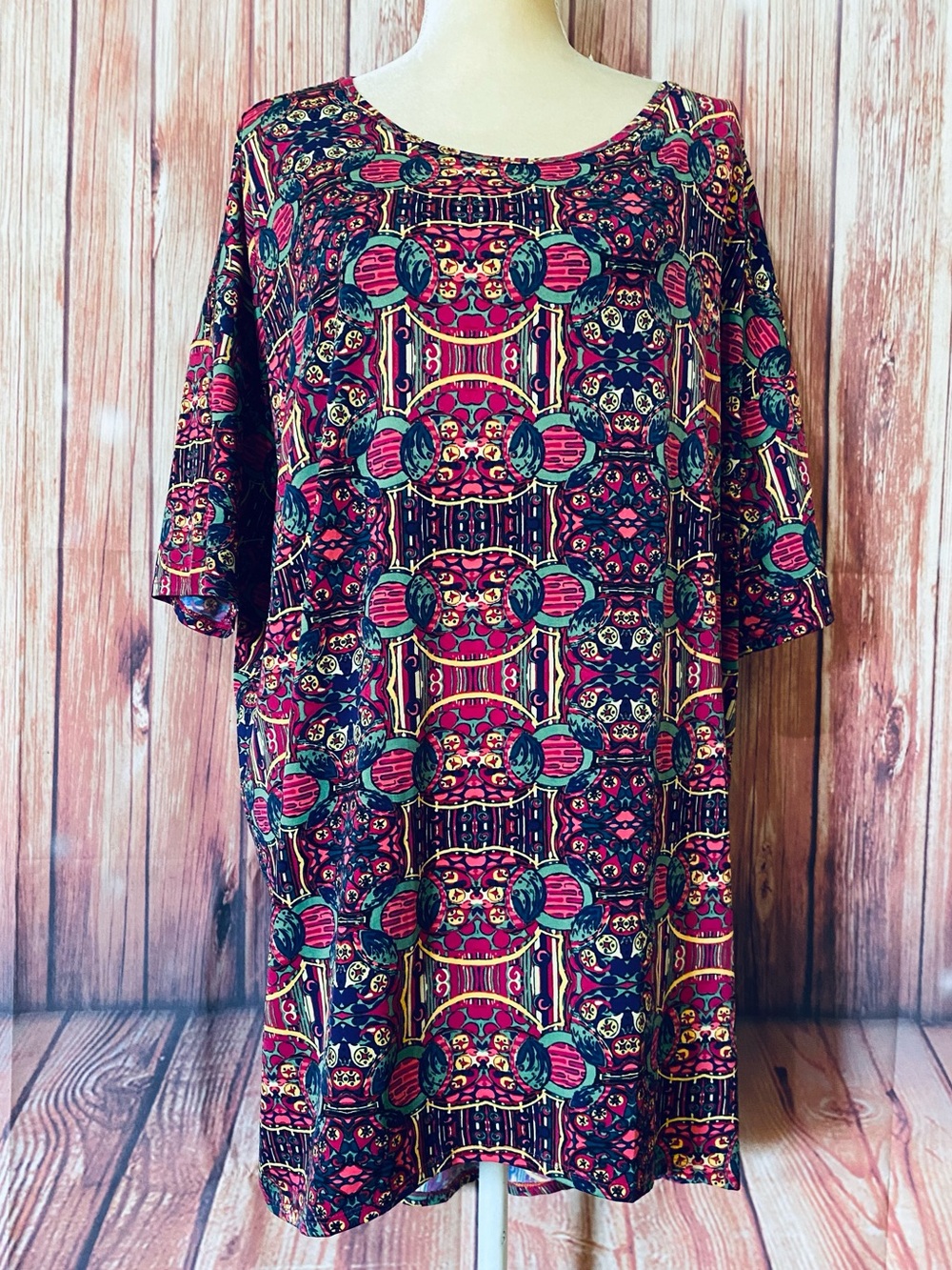 Women’s XL Tunic LuLaRoe Multicolored Silky Stretch Short Sleeves U Neck Long
